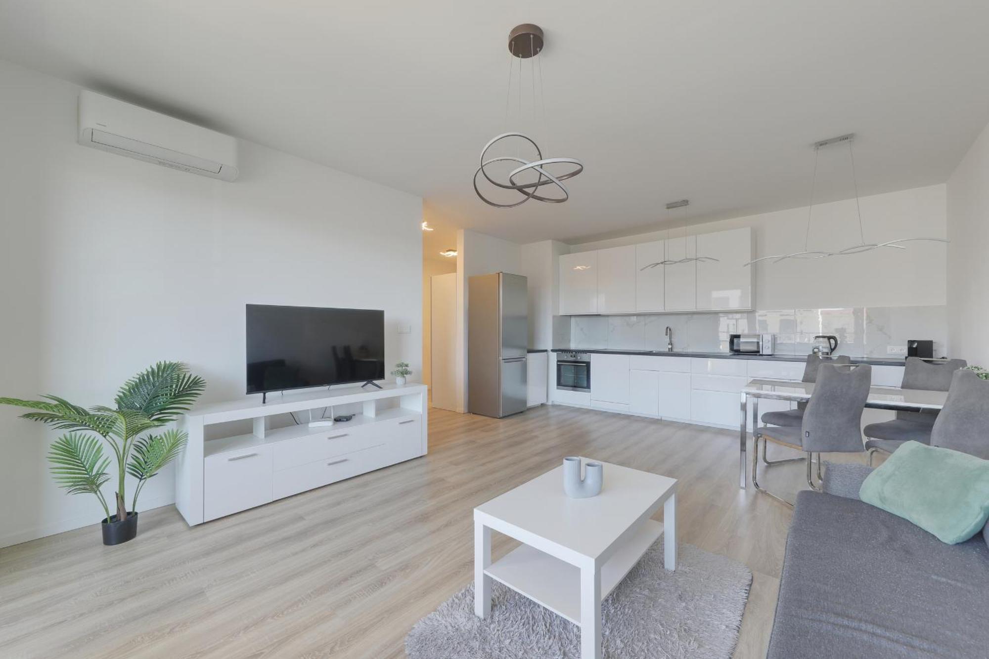 Bazova Apartment With Free Parking Братислава Экстерьер фото