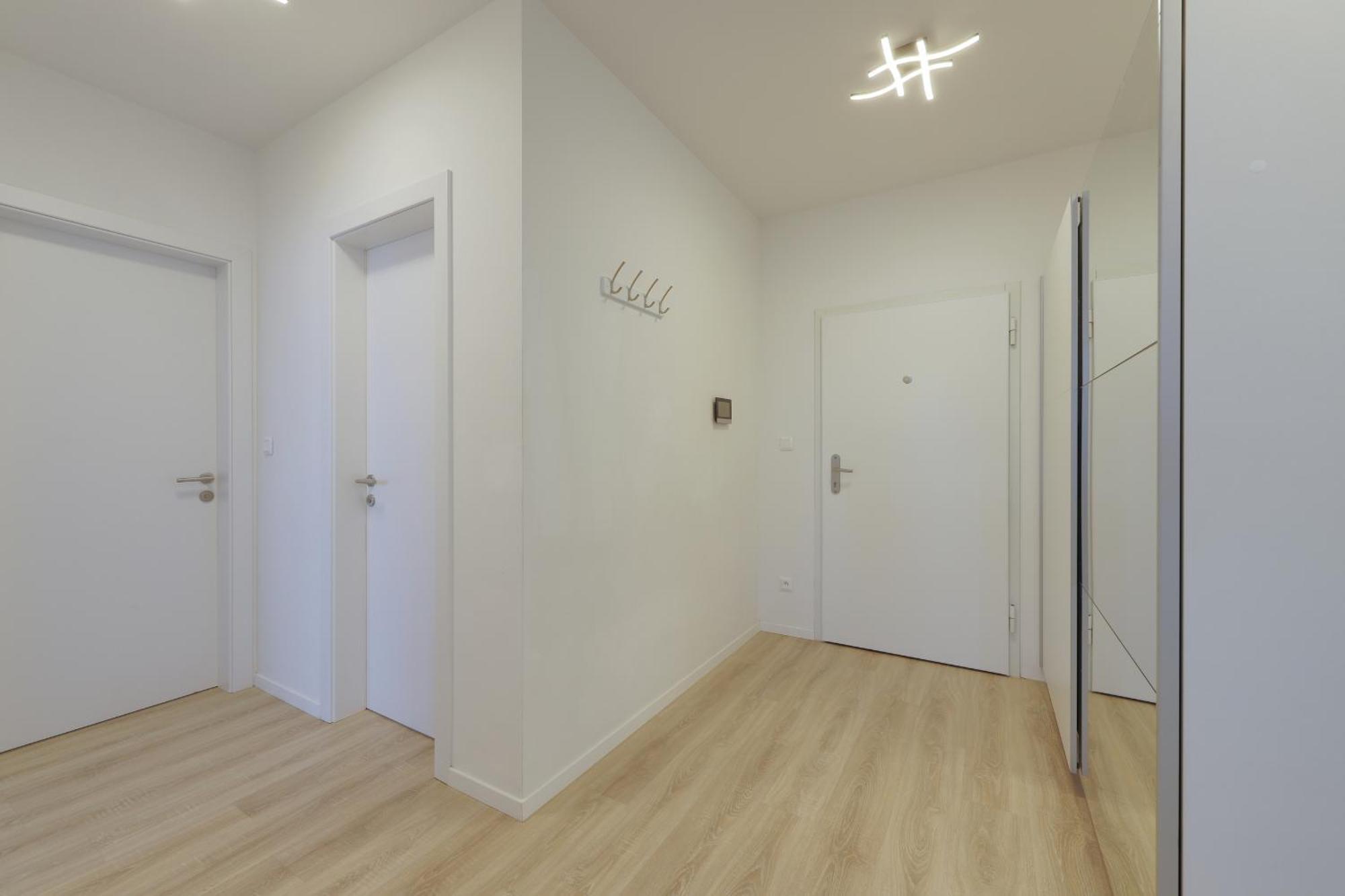 Bazova Apartment With Free Parking Братислава Экстерьер фото
